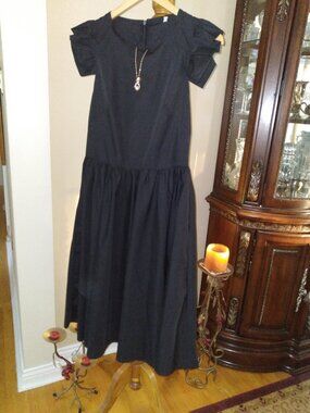 Elegant Classic Black Dress, Made in Europe, Vlesh, Size - 2P